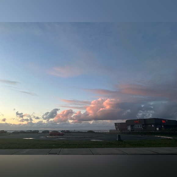 Meet your Posher, Ashley - Picture 3 of 4